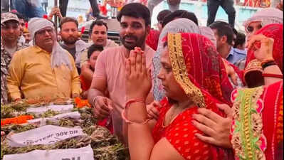 121088073 https://jaipur.visitinrajasthan.com/wp-content/uploads/2023/10/cropped-cropped-R-2.png