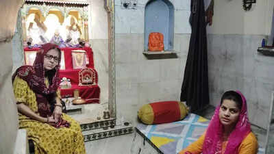 121421641 https://jaipur.visitinrajasthan.com/wp-content/uploads/2023/10/cropped-cropped-R-2.png