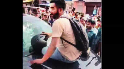 121584980 https://jaipur.visitinrajasthan.com/wp-content/uploads/2023/10/cropped-cropped-R-2.png
