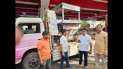 121631350 https://jaipur.visitinrajasthan.com/wp-content/uploads/2023/10/cropped-cropped-R-2.png