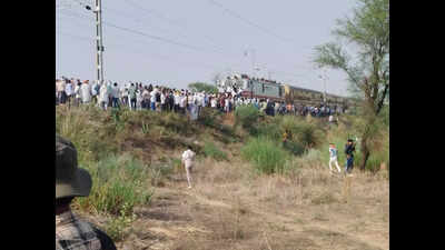 121712796 https://jaipur.visitinrajasthan.com/wp-content/uploads/2023/10/cropped-cropped-R-2.png