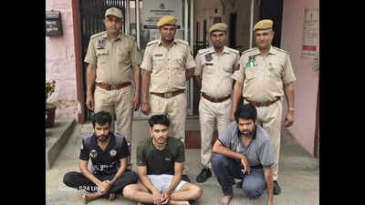 121712885 https://jaipur.visitinrajasthan.com/wp-content/uploads/2023/10/cropped-cropped-R-2.png
