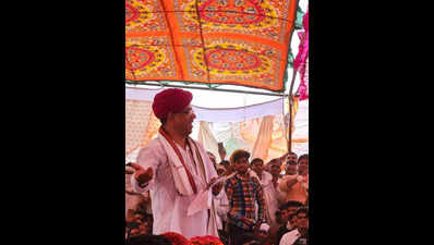 121959595 https://jaipur.visitinrajasthan.com/wp-content/uploads/2023/10/cropped-cropped-R-2.png