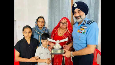 123266287 https://jaipur.visitinrajasthan.com/wp-content/uploads/2023/10/cropped-cropped-R-2.png