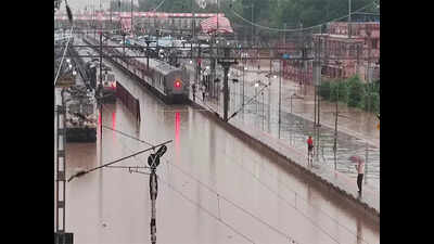 123447204 https://jaipur.visitinrajasthan.com/wp-content/uploads/2023/10/cropped-cropped-R-2.png