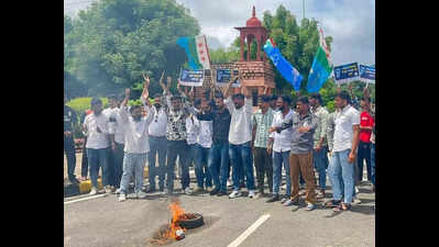 123533582 https://jaipur.visitinrajasthan.com/wp-content/uploads/2023/10/cropped-cropped-R-2.png