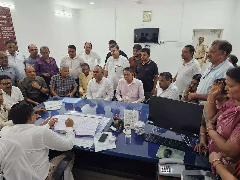 msid 123907343imgsize 52050.cms https://jaipur.visitinrajasthan.com/wp-content/uploads/2023/10/cropped-cropped-R-2.png