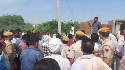 protests over harassment of 14 yr old schoolgirl in tonk https://jaipur.visitinrajasthan.com/wp-content/uploads/2023/10/cropped-cropped-R-2.png