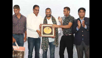 ravindra patil gurudas raut adil nansola feted during differently abled cricket council of indias inaugural divyam awards https://jaipur.visitinrajasthan.com/wp-content/uploads/2023/10/cropped-cropped-R-2.png