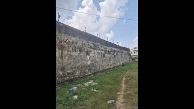 scaling high wall electric fence two flee central jail https://jaipur.visitinrajasthan.com/wp-content/uploads/2023/10/cropped-cropped-R-2.png