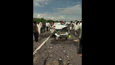 3 of family killed as car bus collide head on in balotra 23 injured https://jaipur.visitinrajasthan.com/wp-content/uploads/2023/10/cropped-cropped-R-2.png