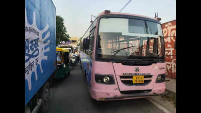 panic on city bus as smoke suggests fire https://jaipur.visitinrajasthan.com/wp-content/uploads/2023/10/cropped-cropped-R-2.png