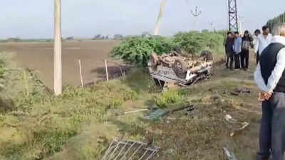 the police officer added that eyewitnesses reported the school van lost its balance after a tyre burst https://jaipur.visitinrajasthan.com/wp-content/uploads/2023/10/cropped-cropped-R-2.png