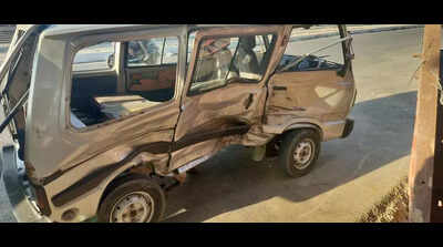 speeding suv rams school van 6 kids injured 3 in icu https://jaipur.visitinrajasthan.com/wp-content/uploads/2023/10/cropped-cropped-R-2.png