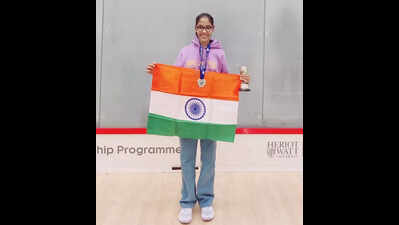 jaipurs divyanshi jain wins scottish open under 13 girls squash title in edinburgh https://jaipur.visitinrajasthan.com/wp-content/uploads/2023/10/cropped-cropped-R-2.png